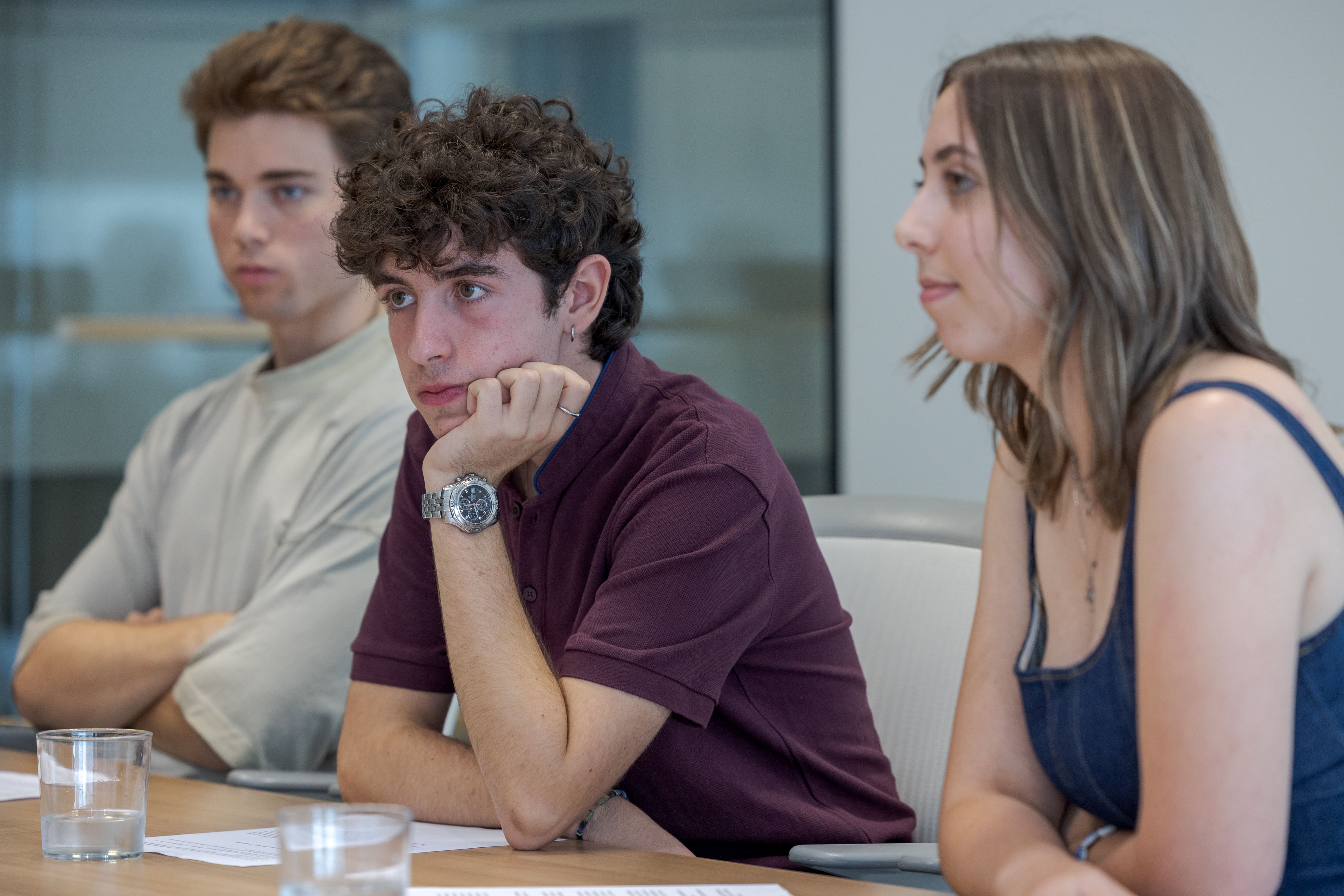 Ir a la noticia Becas “Jóvenes Talentos”: impulsando la excelencia académica de jóvenes con talento y recursos limitados